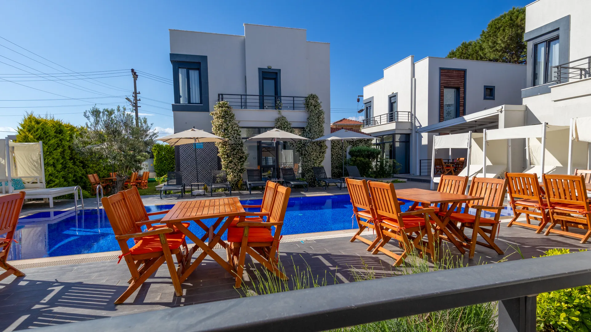 Cunda Garden Galeri 60